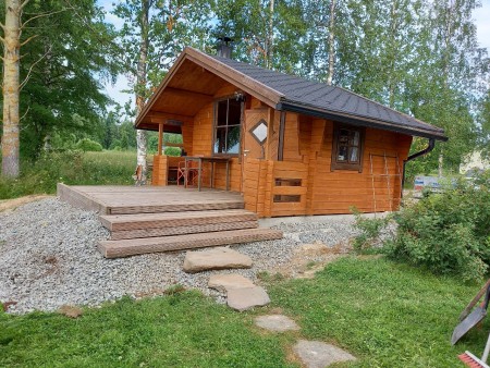 Sauna uusilla perustuksilla kesä 2022